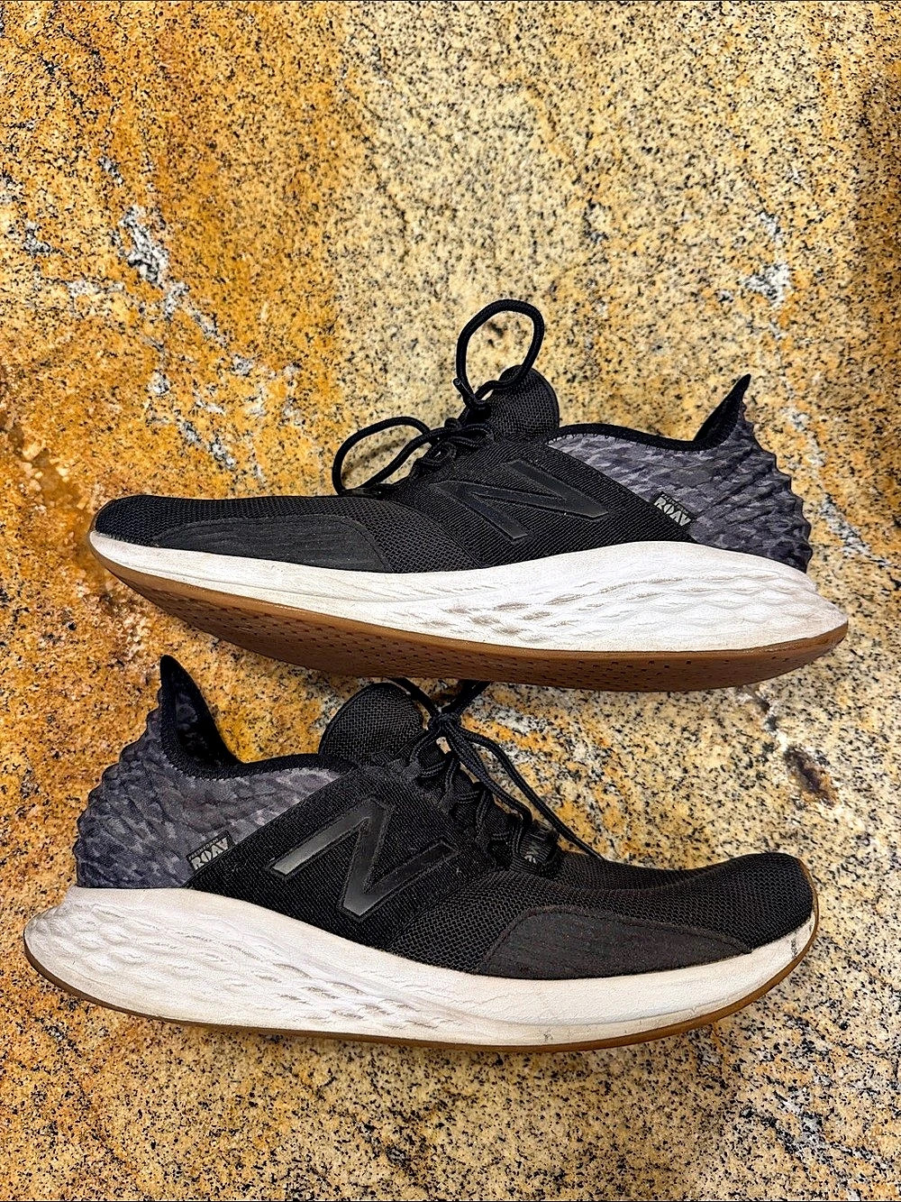 New Balance Fresh Foam Roav v2 Men's Black & White US 14 D Athletic Shoes